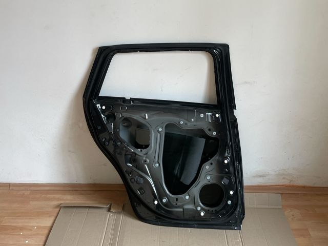 bontott MAZDA 6 Bal hátsó Ajtó (Üres lemez)