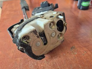 bontott MAZDA 6 Bal hátsó Ajtózár