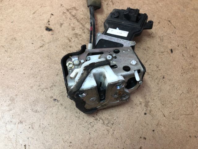 bontott MAZDA 6 Bal hátsó Ajtózár