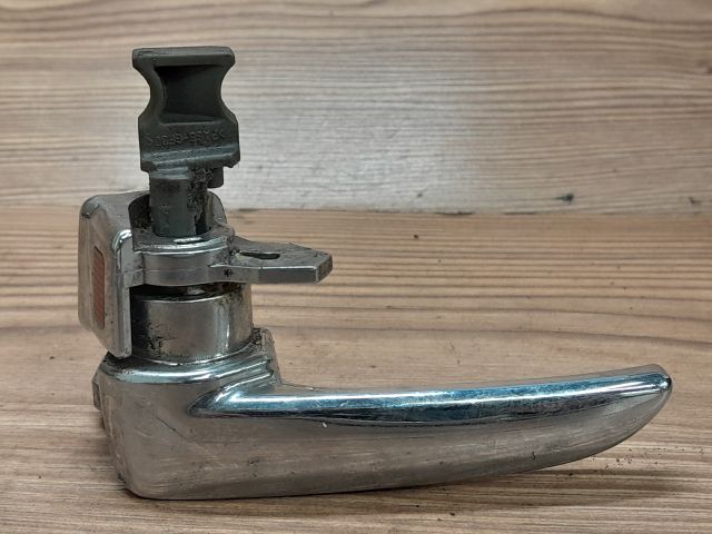 bontott MAZDA 6 Bal hátsó Belső Kilincs