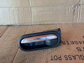 bontott MAZDA 6 Bal hátsó Belső Kilincs