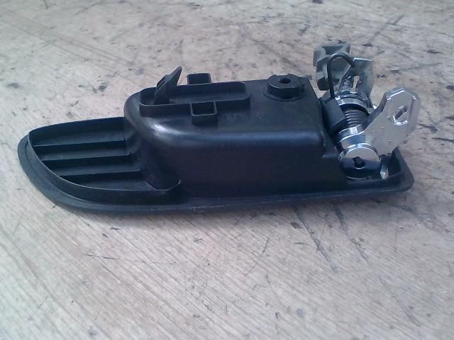 bontott MAZDA 6 Bal hátsó Belső Kilincs