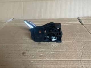 bontott MAZDA 6 Bal hátsó Belső Kilincs