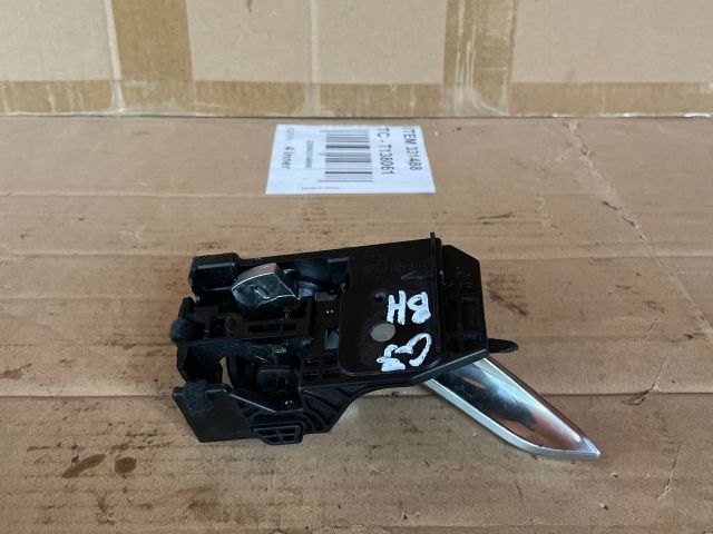 bontott MAZDA 6 Bal hátsó Belső Kilincs