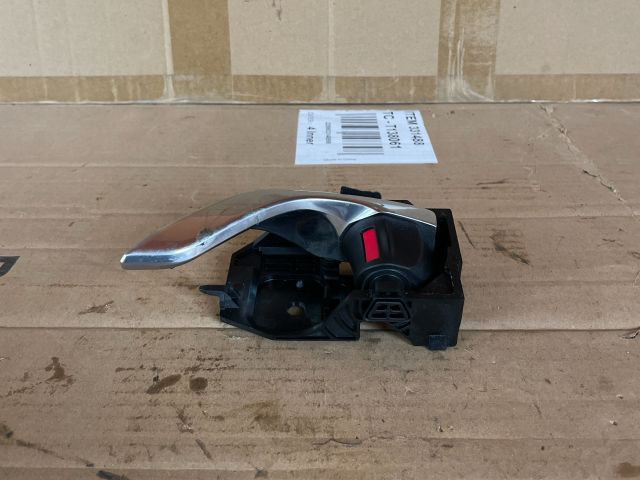 bontott MAZDA 6 Bal hátsó Belső Kilincs