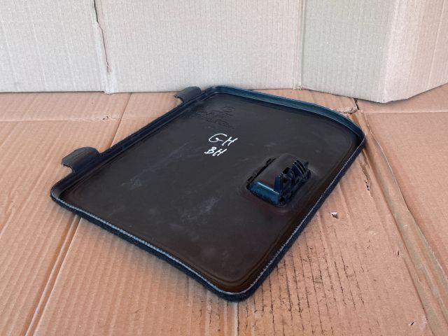 bontott MAZDA 6 Bal hátsó Csomagtér Burkolat (Műanyag)