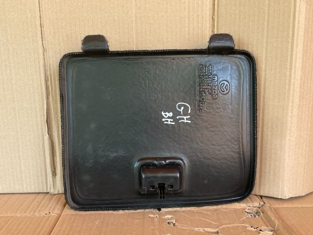 bontott MAZDA 6 Bal hátsó Csomagtér Burkolat (Műanyag)