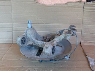 bontott MAZDA 6 Bal hátsó Csonkállvány Kerékaggyal