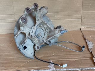 bontott MAZDA 6 Bal hátsó Csonkállvány Kerékaggyal