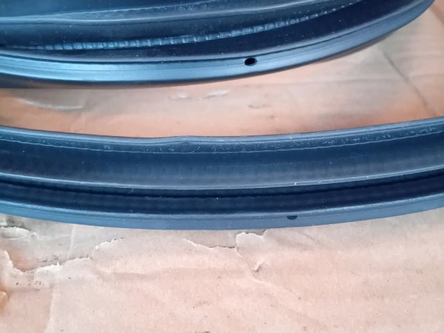 bontott MAZDA 6 Bal hátsó Gumikéder