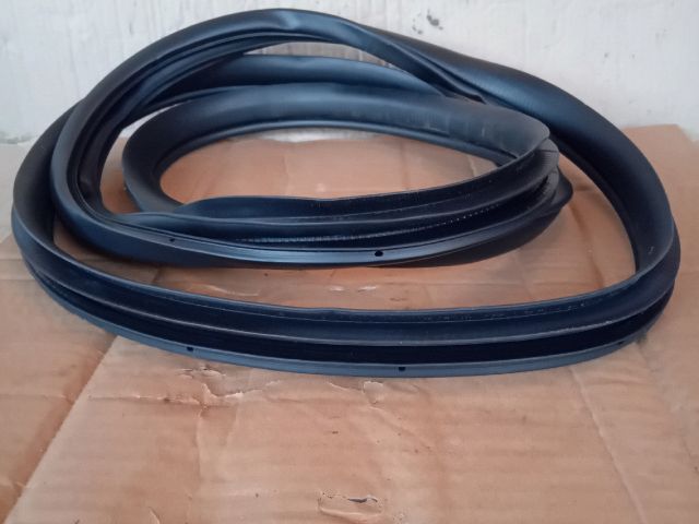 bontott MAZDA 6 Bal hátsó Gumikéder