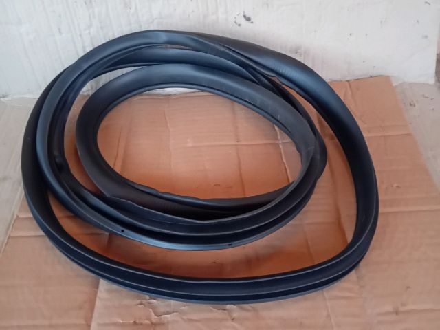 bontott MAZDA 6 Bal hátsó Gumikéder