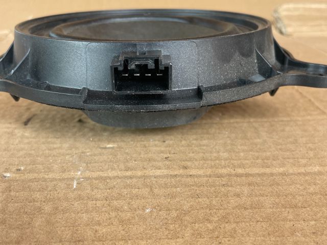 bontott MAZDA 6 Bal hátsó Hangszóró