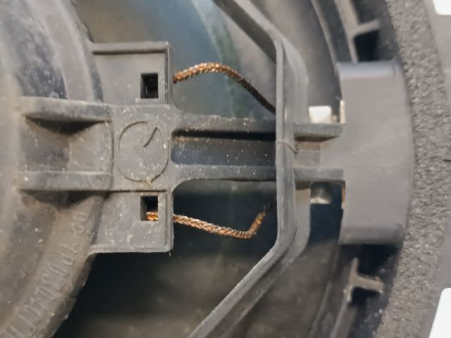 bontott MAZDA 6 Bal hátsó Hangszóró