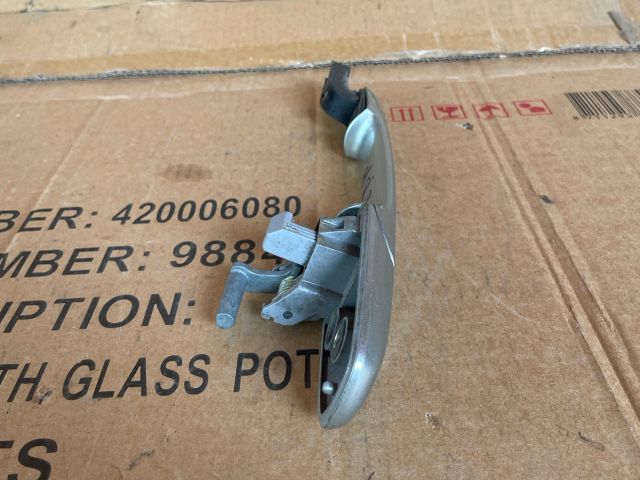 bontott MAZDA 6 Bal hátsó Külső Kilincs