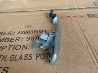 bontott MAZDA 6 Bal hátsó Külső Kilincs