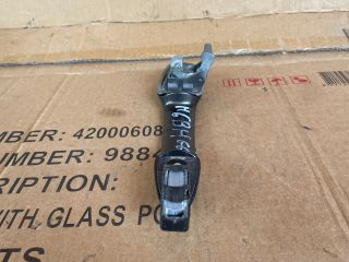 bontott MAZDA 6 Bal hátsó Külső Kilincs