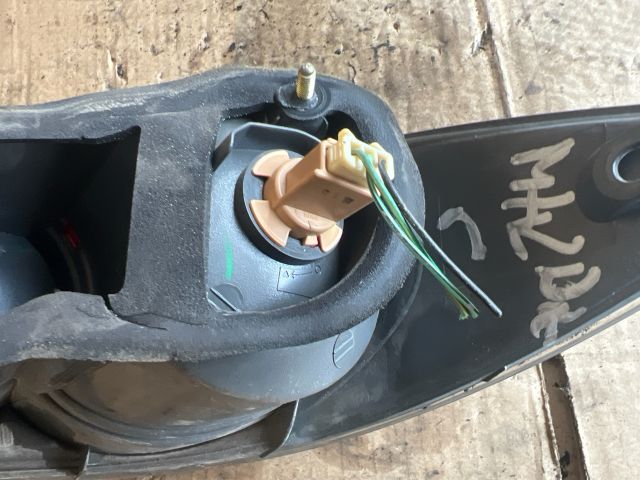 bontott MAZDA 6 Bal Hátsó Lámpa