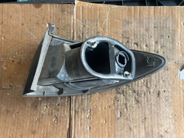 bontott MAZDA 6 Bal Hátsó Lámpa