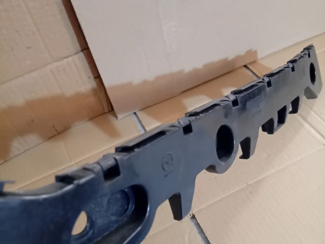 bontott MAZDA 6 Bal hátsó Oldal Lökhárító Tartó (Műanyag)