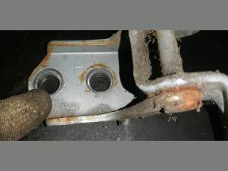 bontott MAZDA 6 Bal hátsó Zsanér