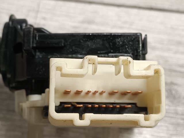 bontott MAZDA 6 Bal Kormánykapcsoló Irányjelző