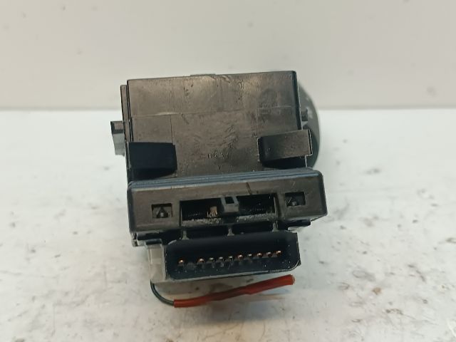 bontott MAZDA 6 Bal Kormánykapcsoló Irányjelző