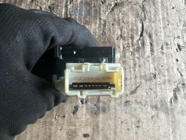 bontott MAZDA 6 Bal Kormánykapcsoló Irányjelző