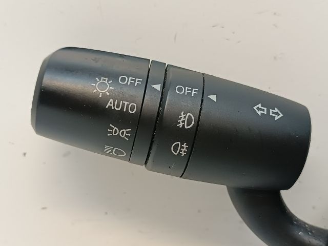 bontott MAZDA 6 Bal Kormánykapcsoló Irányjelző