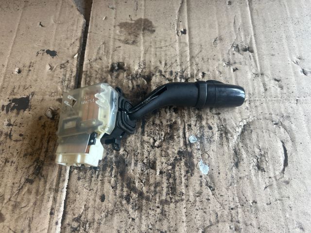 bontott MAZDA 6 Bal Kormánykapcsoló Irányjelző