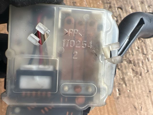 bontott MAZDA 6 Bal Kormánykapcsoló Irányjelző