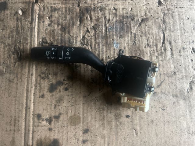 bontott MAZDA 6 Bal Kormánykapcsoló Irányjelző