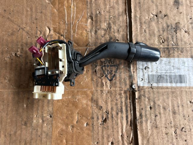 bontott MAZDA 6 Bal Kormánykapcsoló Irányjelző