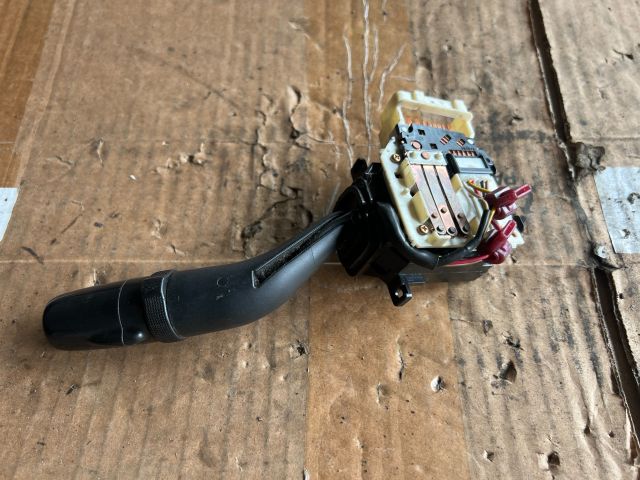 bontott MAZDA 6 Bal Kormánykapcsoló Irányjelző