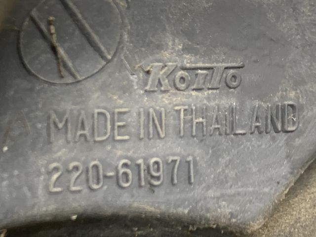 bontott MAZDA 6 Bal Külső Hátsó Lámpa