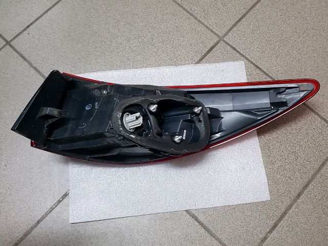 bontott MAZDA 6 Bal Külső Hátsó Lámpa