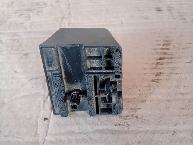 bontott MAZDA 6 Bal Motorháztető Ütköző