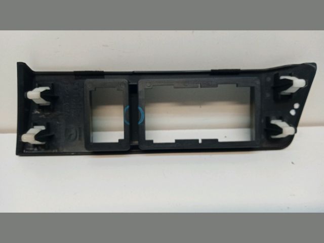 bontott MAZDA 6 Bal Műszerfal Díszléc