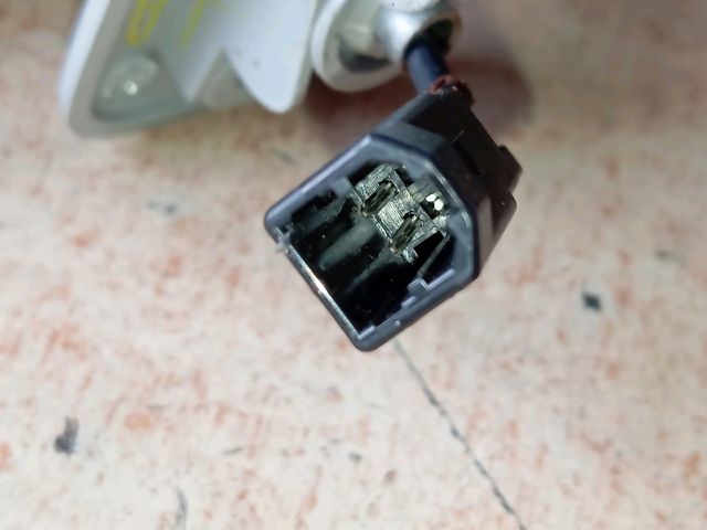 bontott MAZDA 6 Bal Napellenző