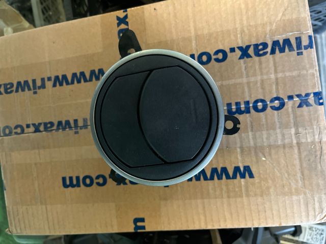 bontott MAZDA 6 Bal Szellőző