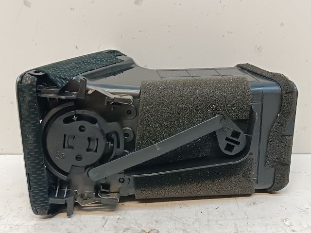 bontott MAZDA 6 Bal Szellőző