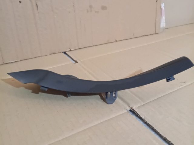 bontott MAZDA 6 Bal Szélvédő Alatti Vízelvezető Műanyag