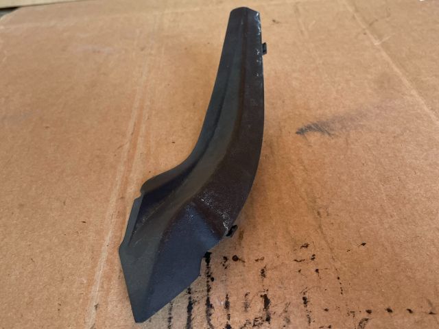 bontott MAZDA 6 Bal Szélvédő Alatti Vízelvezető Műanyag