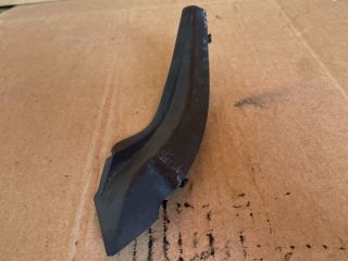 bontott MAZDA 6 Bal Szélvédő Alatti Vízelvezető Műanyag