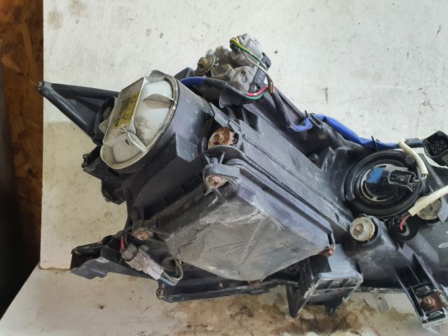 bontott MAZDA 6 Bal Xenon Fényszóró