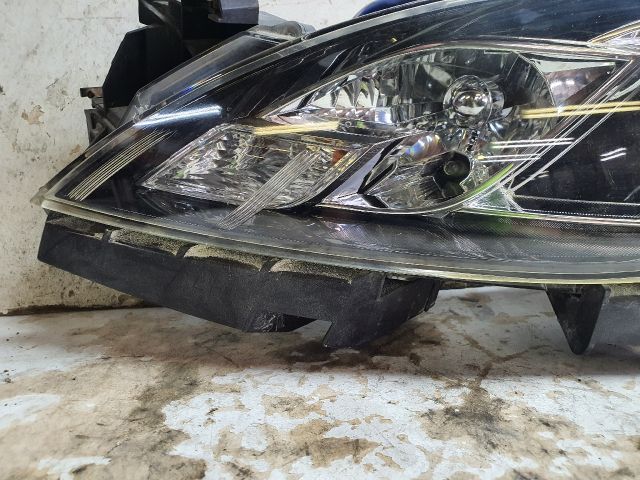 bontott MAZDA 6 Bal Xenon Fényszóró