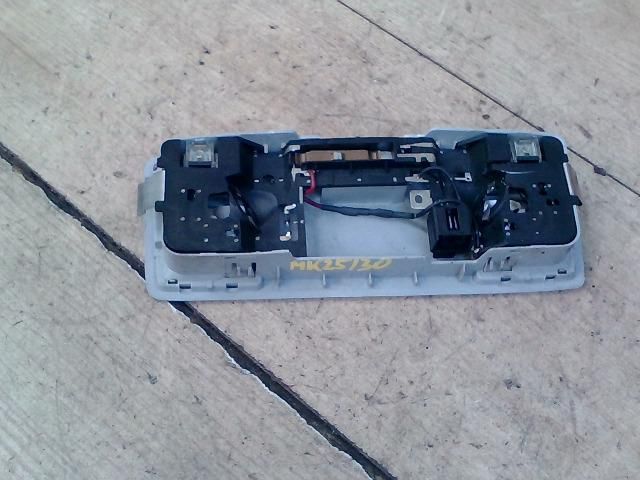 bontott MAZDA 6 Beltér Világítás Első