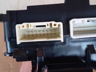 bontott MAZDA 6 Biztosítéktábla Csomagtér