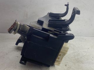 bontott MAZDA 6 Biztosítéktábla Doboz