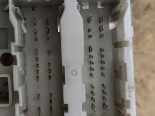 bontott MAZDA 6 Biztosítéktábla Utastér